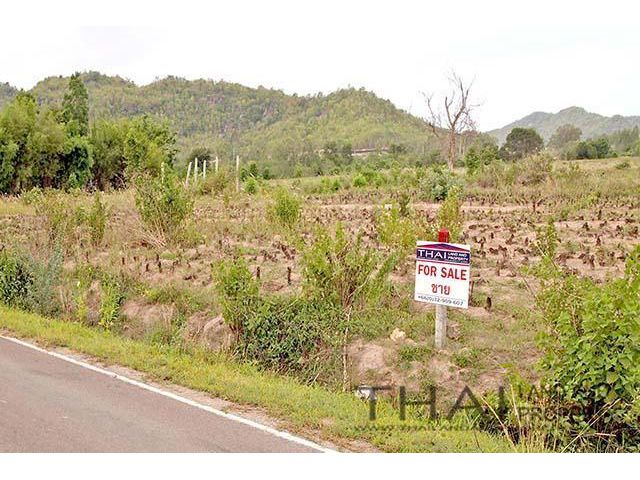 GREAT LOCATION LAND FOR SALE 1.6MB PER RAI