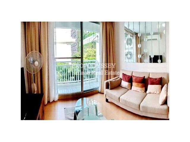1 specious bedroom for rent near Thonglor BTS Sky Train