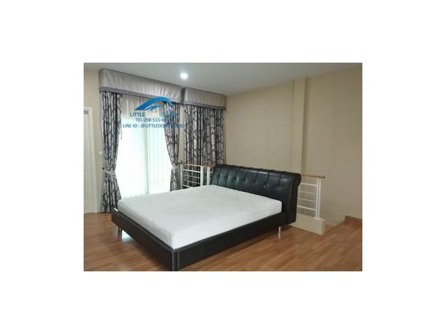 For Rent Town Home 3 ชั้น ตกแต่งพร้อมอยู่ Fully furnished 3 Bed 3 Bath