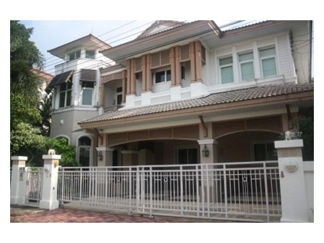 บ้านเดี่ยว 2 ชั้นให้เช่า ม.ไลฟ์ บางกอก บูเลอวาร์ด รามอินทรา Bangkok Boulevard Ramintra พร้อมเฟอร์นิเจอร์