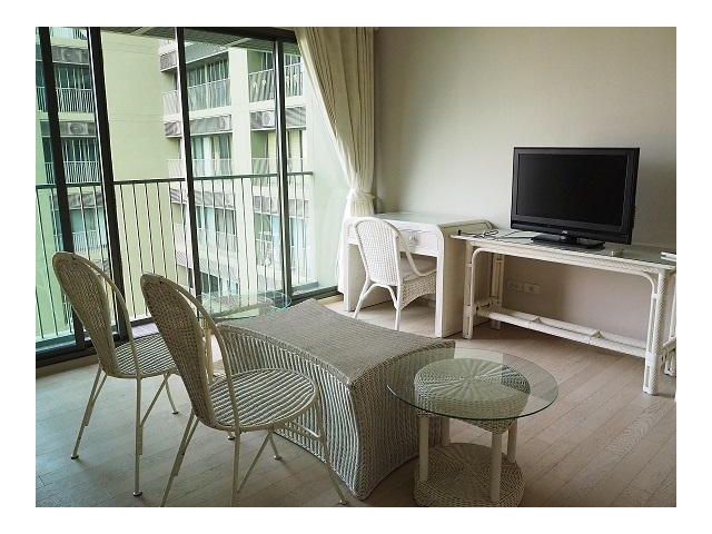 NOBLE SOLO for rent 15-minute walk from BTS Thonglo station (1 bed, 61.57 sqm, 40,000 per month)