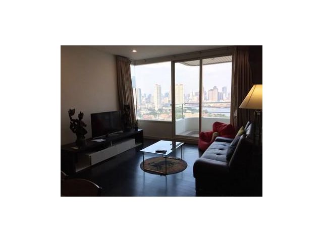 2 Bedrooms for rent at Watermark  Chaophraya River Very Beautiful view of the River Charoenakorn Road