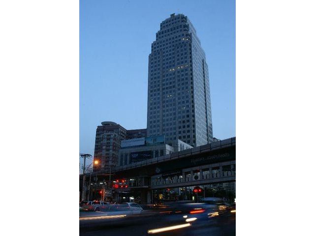 รหัสC1478  ให้เช่าพื้นที่สำนักงาน ตึก Exchange Tower ชั้น42 พร้อมเฟอร์นิเจอร์