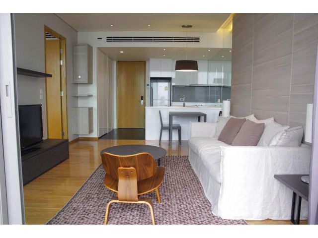 Room for rent Aequa Residence Sukhumvit49 52000THB just 650m from BTS Thong Lo ref-dha180848