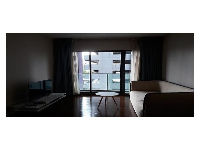 Noble Remix 2 for rent with skywalk from BTS Thonglo penthouse 62 sqm 45000 per month