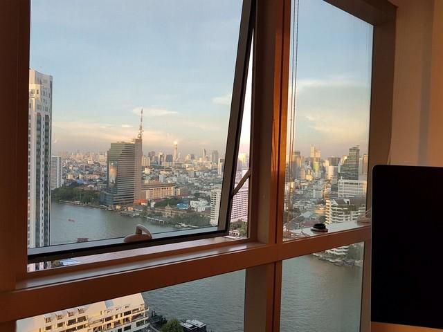 Hot Value Sell at The River Charoenakorn Soi 13 2 bedrooms Peninsula View Tower A