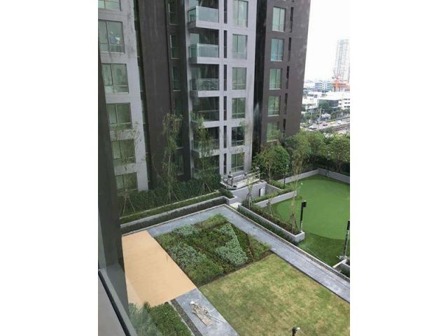 For rent condo Starview/77 sq.m., 2 beds , 2baths and living room