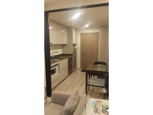 Maestro 14 2 bedroom 26.79 Sqm with Fully furnish/ 18,000THB +++