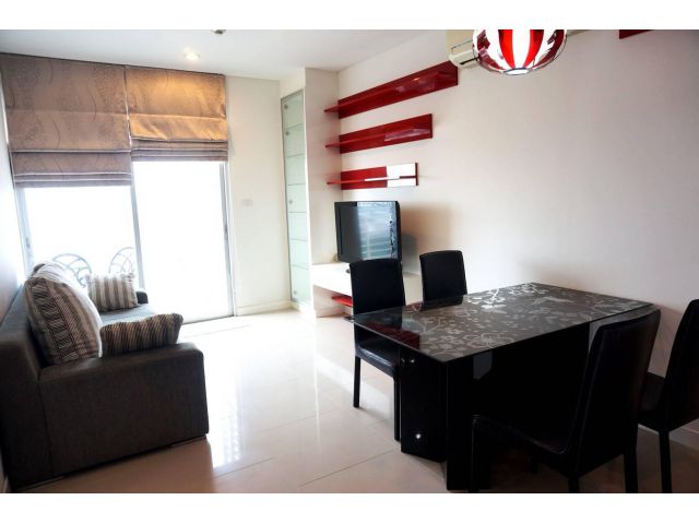 For sale 1 bedroom size is 55 sq.m Villa sathorn 6,100,000 baht