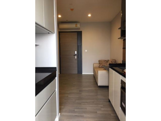 The Room Sathorn-St.Louis  35 Sqm 1 bedroom 20,000THB