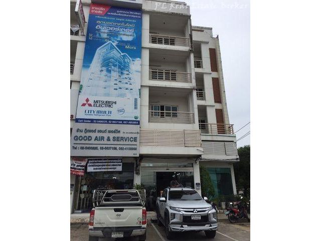SE131 ให้เช่าอาคารพาณิชย์ถนนรามคำแหง มีนบุรี 4 ชั้น 2 คูหา ที่จอดรถ 8 คัน