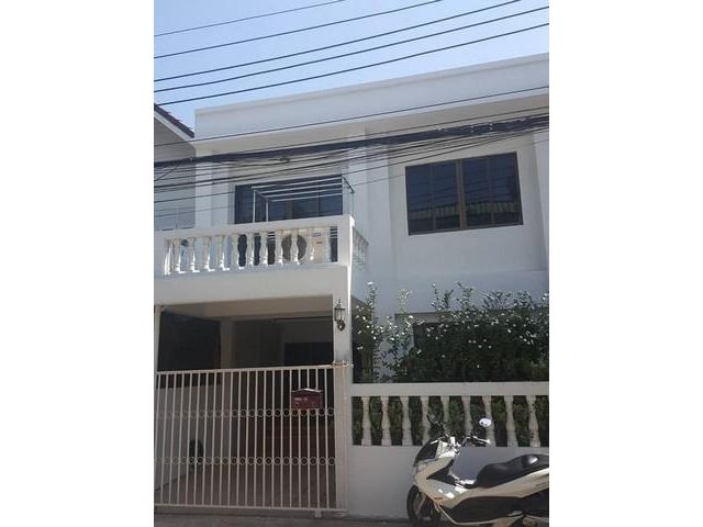 SDT08ให้เช่าทาวน์โฮม2นอน3น้ำ2ชั้น28ตรว. หมู่บ้านวัฒนา สาธุ 15 ใกล้เซนทรัล พระราม3