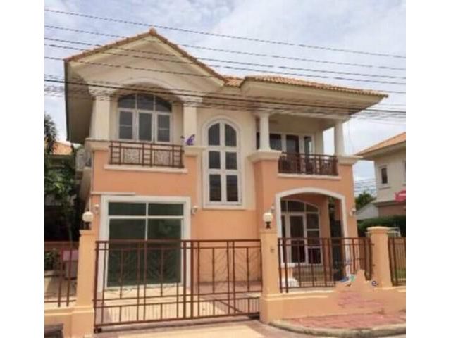 H06บ้านเดี่ยวหมู่บ้านภัสสร8  68ตารางวา4นอน 3น้ำ ครัว แอร์ 3 เครื่อง  จอดรถ2คัน