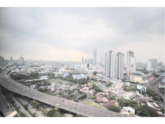 ขายคอนโดมิเนียมโครงการ The Bangkok Sathorn ชั้น 27 วิวแม่น้ำ