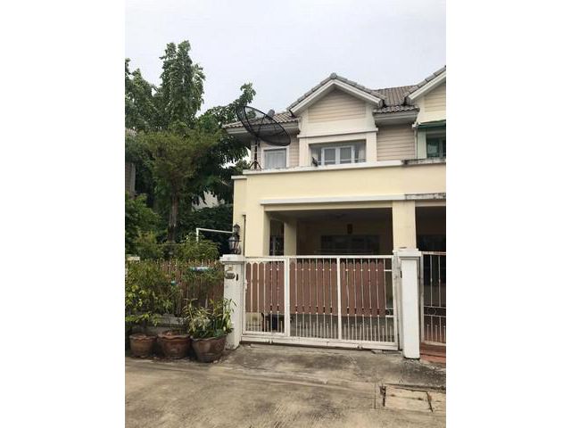 T18ให้เช่าทาวน์โฮม 2 ชั้น ม ทิพธนา เพชรเกษม 55ใกล้เดอะมอลล์บางแค 3นอน 2น้ำ 38ตรว 12000ต่อเดือน