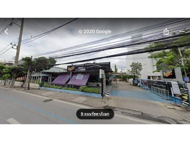 ขายที่ดินติดถนนรัชดา ตรงข้ามศาลรัชดา ติดธนาคารกรุงเทพ ใกล้ MRT ลาดพร้าว ใกล้ Central ลาดพร้าว ใกล้ BIG C ลาดพร้าว เนื้อที่ 183 ตรว. พร้อมบ้าน