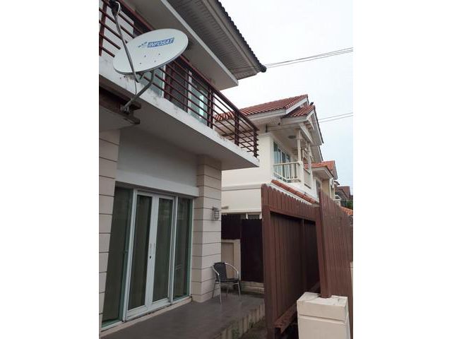 บ้านให้เช่า:หมู่บ้านเดอะวิลล่า รัตนาธิเบศร์ ท่าอิฐ