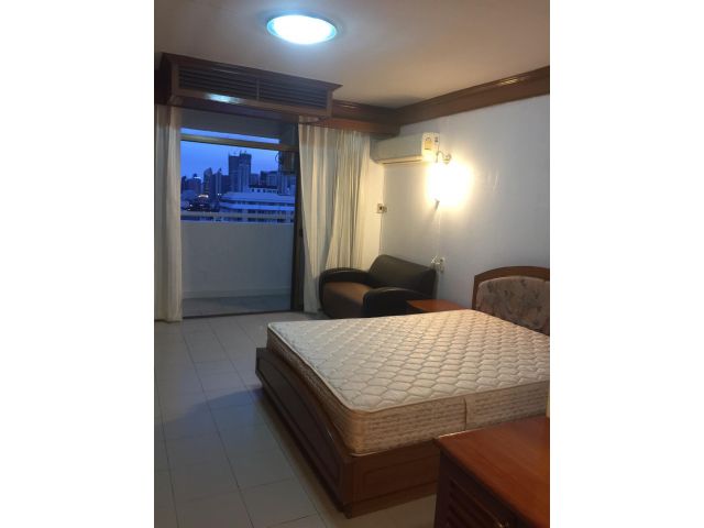 ให้เช่าคอนโด ทรัพย์แก้ว ทาวเวอร์ ชั้น 20 ใกล้ MRTห้วยขวาง Fully Furnished