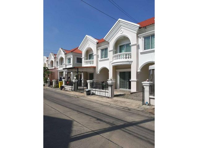 ให้เช่าทาวน์โฮม 2 ชั้น 18 ตรว. หมู่บ้าน นิรันทร์วิล 10 ลาดกระบัง54 ถนนศรีวารีน้อย