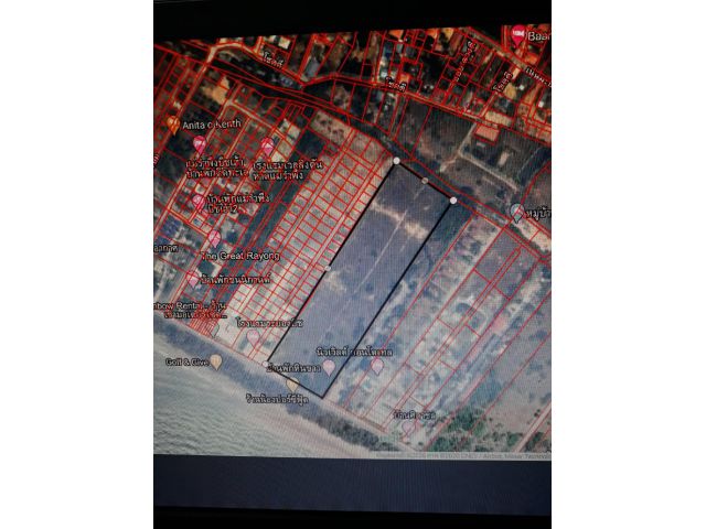 ที่ดินติดทะเล