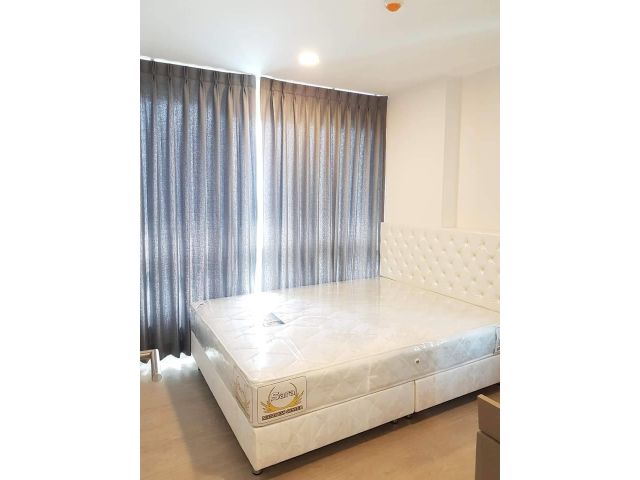คอนโดเมโทรลักซ์ โรสโกลด์ พหลโยธิน-สุทธิสาร 1.
