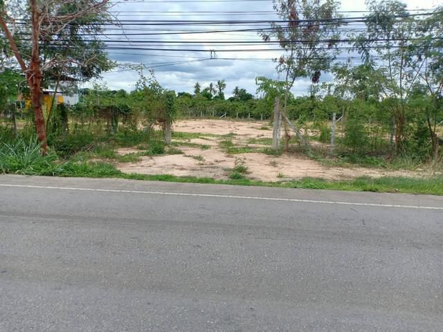 ขายที่ดินแปลงสวย 1 ไร่ 1 งาน ที่ดินติดถนนถมแล้ว