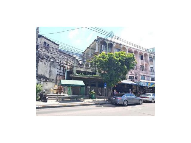 ขายที่ดิน 32 ตรว ริมถ.นวมินทร์ (ปากซ.นวมินทร์59)