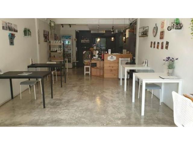 ขายด่วน ทาวเฮาส์ 2 ชั้น หมู่บ้านอมรพันธ์ 9 เสนานิคม 1 มี 2 ห้องนอน 2 ห้องน้ำ เนื้อที่ 17 ตร.ว.
