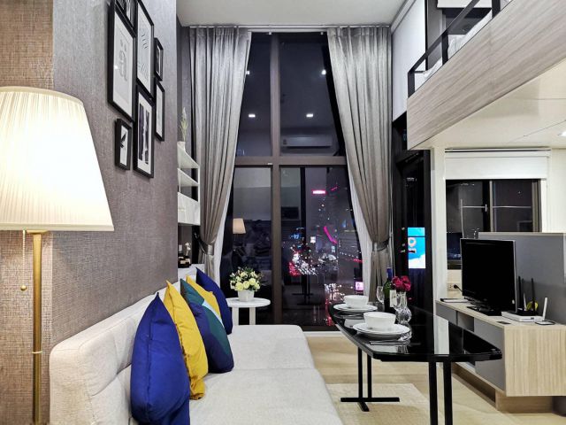 เช่า- Chewathai Residence Asoke (Duplex) /1 นอน/40 ตร.ม/ชั้น 10 วิวเมือง ใกล้ MRT พระราม9/ เช่า 25,000