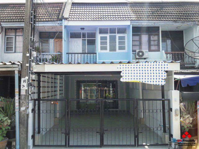 ขายทาวน์เฮ้าส์ 2 ชั้น 21 ตรว. อ่อนนุชพัฒนาการ