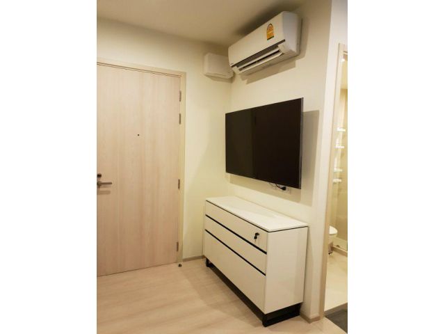 HOT PRICE ให้เช่าคอนโด Life Asoke ชั้น 6 ใกล้ MRTเพชรบุรี Fully Furnished