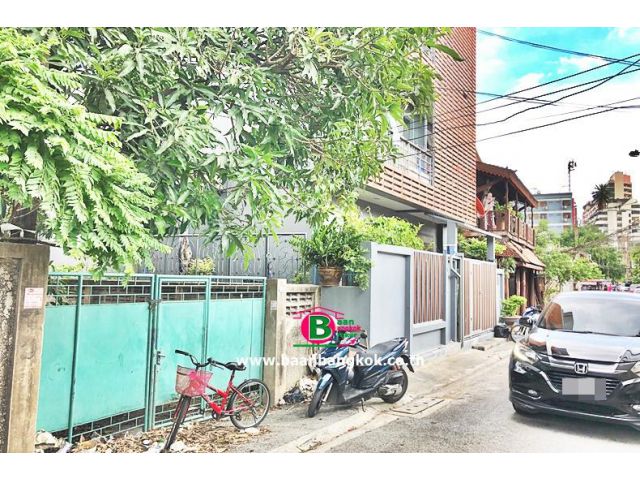 ที่ดินเปล่า ซอยอินทามระ 29 เนื้อที่ 114 ตรว. ถนนวิภาวดีรังสิต เขตบางซื่อ
