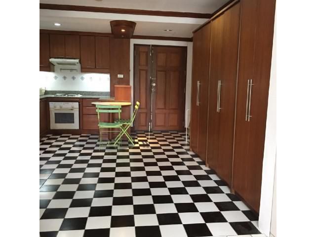 รหัสทรัพย์  8198 Kiarti Thanee City Mansion (เกียรติธานี ซิตี้แมนชั่น)   ใกล้ศรีนคริน แผนกประถม