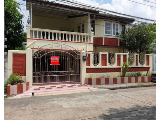รหัสทรัพย์  8211  บ้านเดี่ยว หมู่บ้านสัมมากร รามคำแหง 112