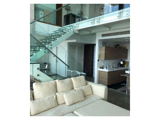 ขายห้องเพนท์เฮ้าส์ คอนโด Fullerton ชั้นสูง วิวสวย