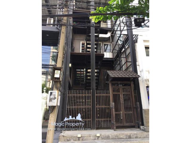 ให้เช่า อาคาร 5 ชั้น ในทองหล่อ(Building For Rent in Thonglor) ติดถนนทองหล่อ