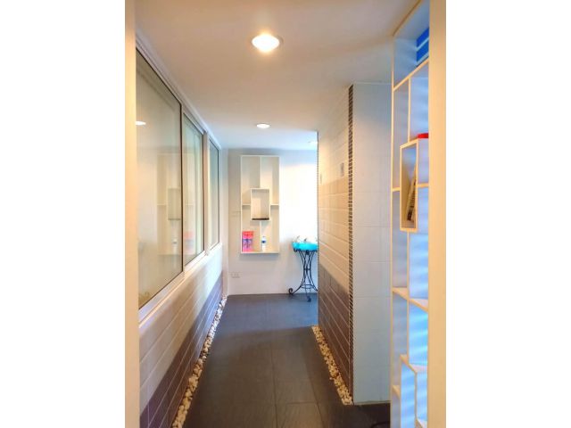 ขาย Office สำนักงาน  4 ชั้น 2 ห้องติดกันตีทะลุถึงกัน (อาคารพาณิชย์)  ใกล้มหาวิทยาลัยเกริก ใกล้ BTS สถานีวัดพระศรีมหาธาตุ