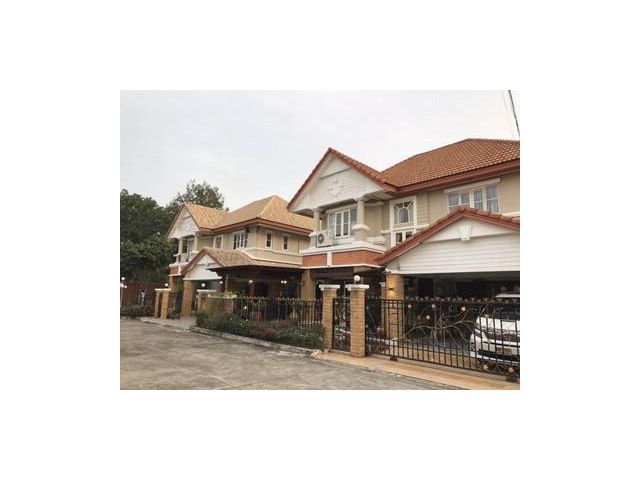 บ้านเดี่ยว ถ.เฉลิมพระเกียรติ รัชกาลที่ 9 ซอย 55/1