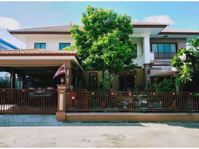 PPH261H261 ขายบ้านเดี่ยว หมู่บ้านเพลสแอนพาร์ค เนื้อที่ 127 ตร.ว. ประชาอุทิศ 90