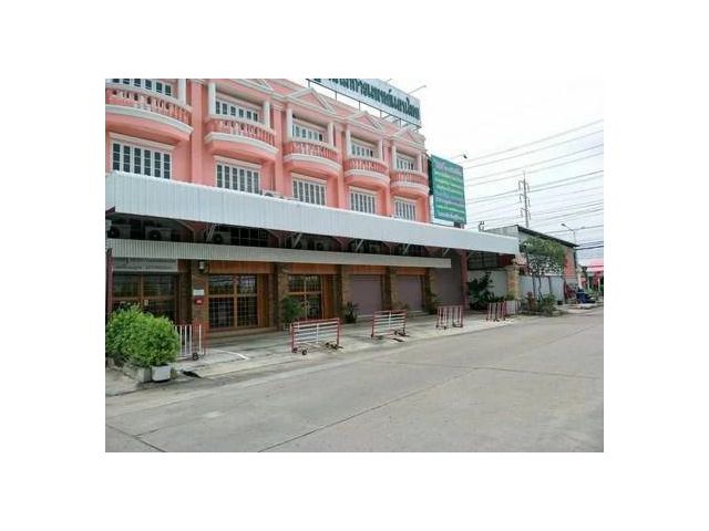 ขายอาคารพาณิชย์พร้อมโกดัง 5 คูหา จ.นนทบุรี