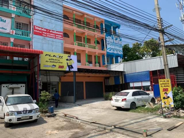 รหัสทรัพย์  8366 ตึกแถว   ใกล้ตลาดนัดจรูญทรัพย์ เส้น 340