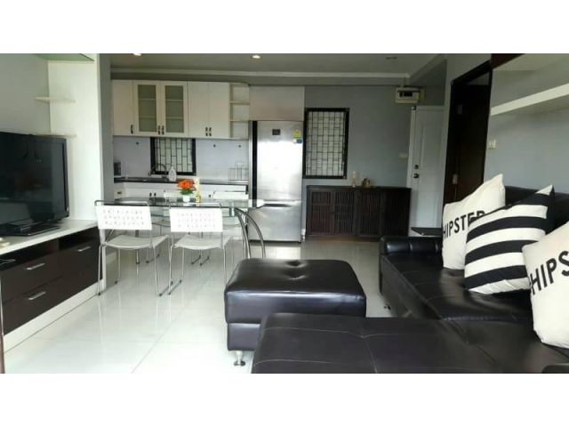 ให้เช่า คอนโด 2 ห้องนอนที่คอนโดสราญใจแมนชั่น Rent 2 Bedroom Unit at Saranjai Mansion
