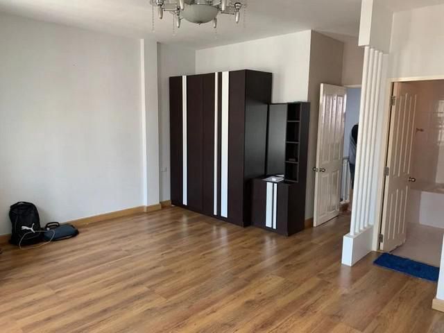 3ห้องนอน 4ห้องน้ำ บ้าน​กลางเมือง ลาดพร้าว 88