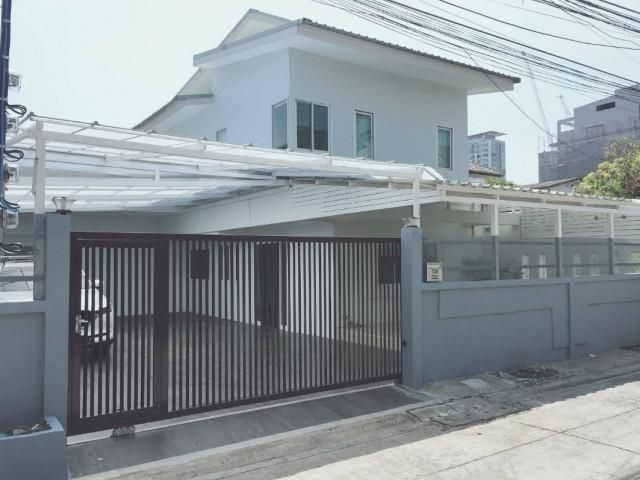 รหัสทรัพย์  B0515 บ้าน ใกล้ BTS ปุณณวิถี
