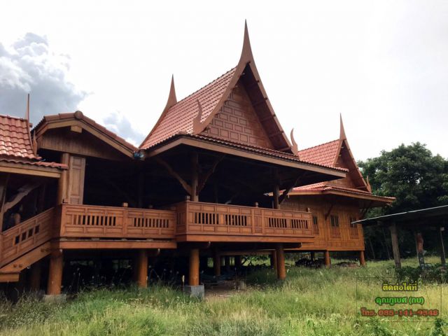 ขาย | บ้านไม้สักทอง | อ.เดิมบางนางบวช จ.สุพรรณบุรี
