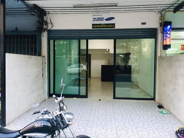 รหัสทรัพย์  8416 อาคารพาณิชย์ ซอยวิภาวดีฯ37 หมู่บ้านอยู่เจริญ   ใกล้ตลาดสี่มุมเมือง