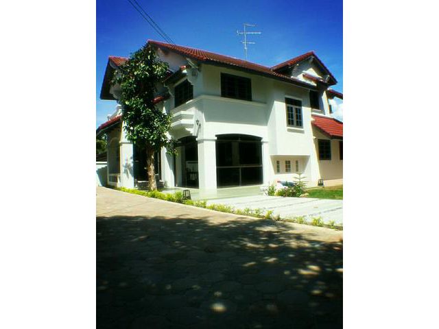 ให้เช่าบ้านเดี่ยว 2ชั้น ถนนวิภาวดีรังสิตซอย25