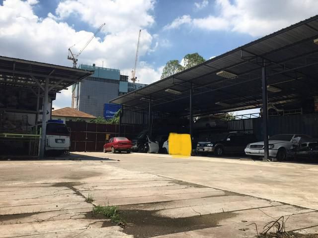 ขายที่ดินทำเลสวยใกล้ถนนบางนา-ตราด ติดห้างเมกะบางนา