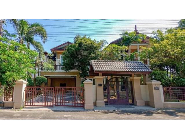 ขายบ้านเดี่ยว 2 ชั้น เนื้อที่ 135 ตร.ว. 4นอน 5น้ำ