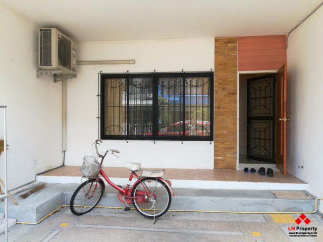 ให้เช่าทาวน์โฮม 2ชั้น 20ตรว. ใกล้เมกาบางนา